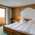 Almroesle Apartments 4*
