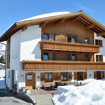 Almroesle Apartments Penzion Lech am Arlberg